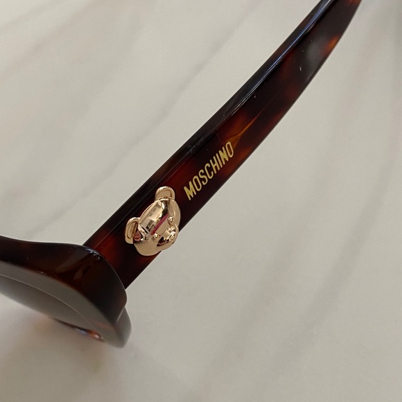 Moschino Brown Tortoise Women's Sunglasses Cat 2 - Picture 4 of 16